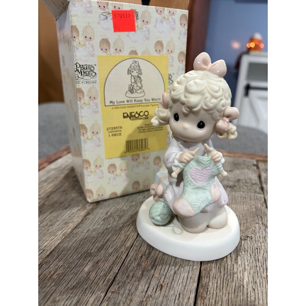 Precious Moments My Love Will Keep You Warm 272957S 1997 Special Preview w/ Box
